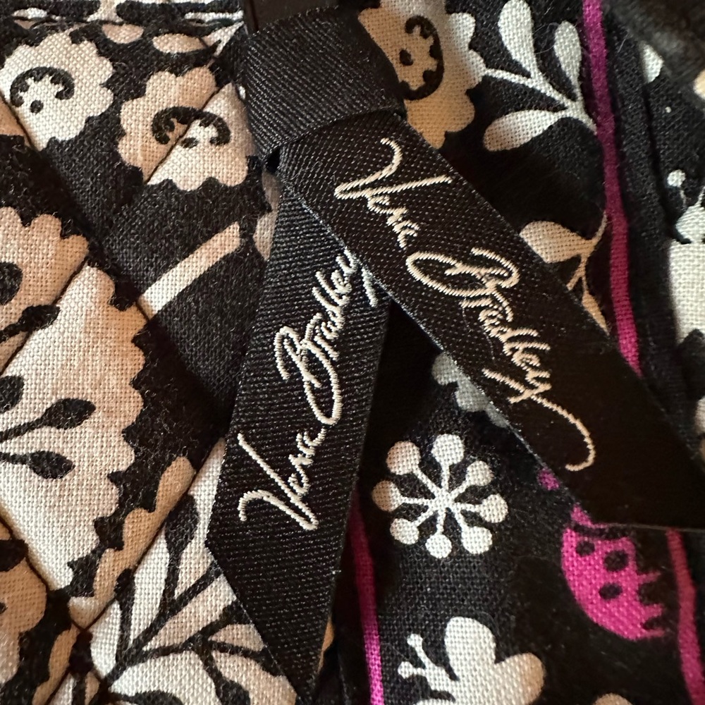 Vera Bradley Disney Hipster in Mickey Meets Birdie pattern- RARE - Picture 4 of 8